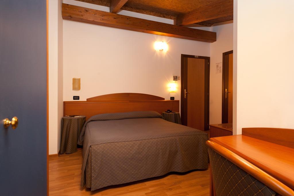 Casa Ferretti Di Ferretti Village Silvi Marina Pokoj fotografie